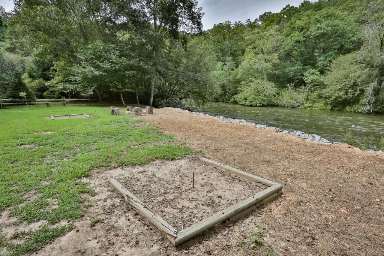 Heaven On The Toccoa Where You Will Enjoy The Sites And Sounds Of The Toccoa River Mineral Bluff Bagian luar foto