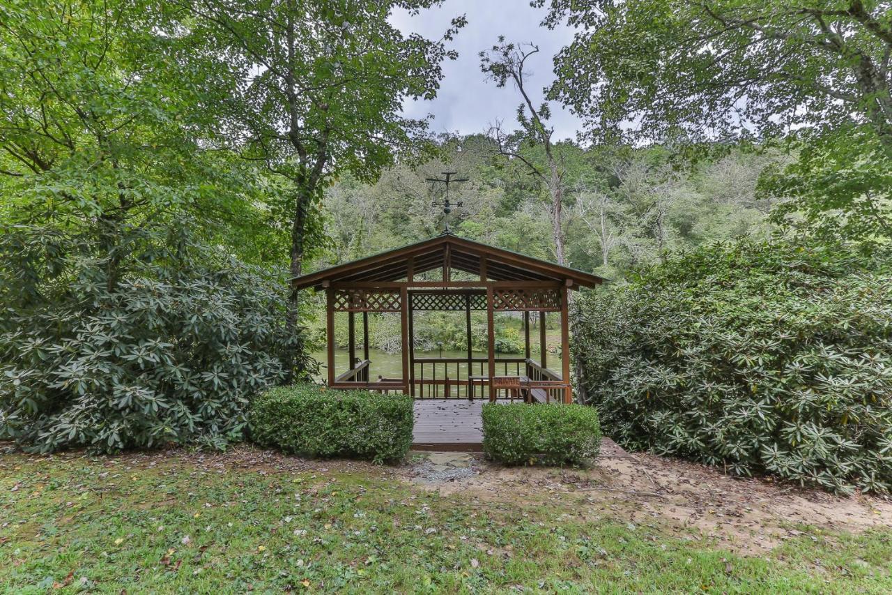 Heaven On The Toccoa Where You Will Enjoy The Sites And Sounds Of The Toccoa River Mineral Bluff Bagian luar foto