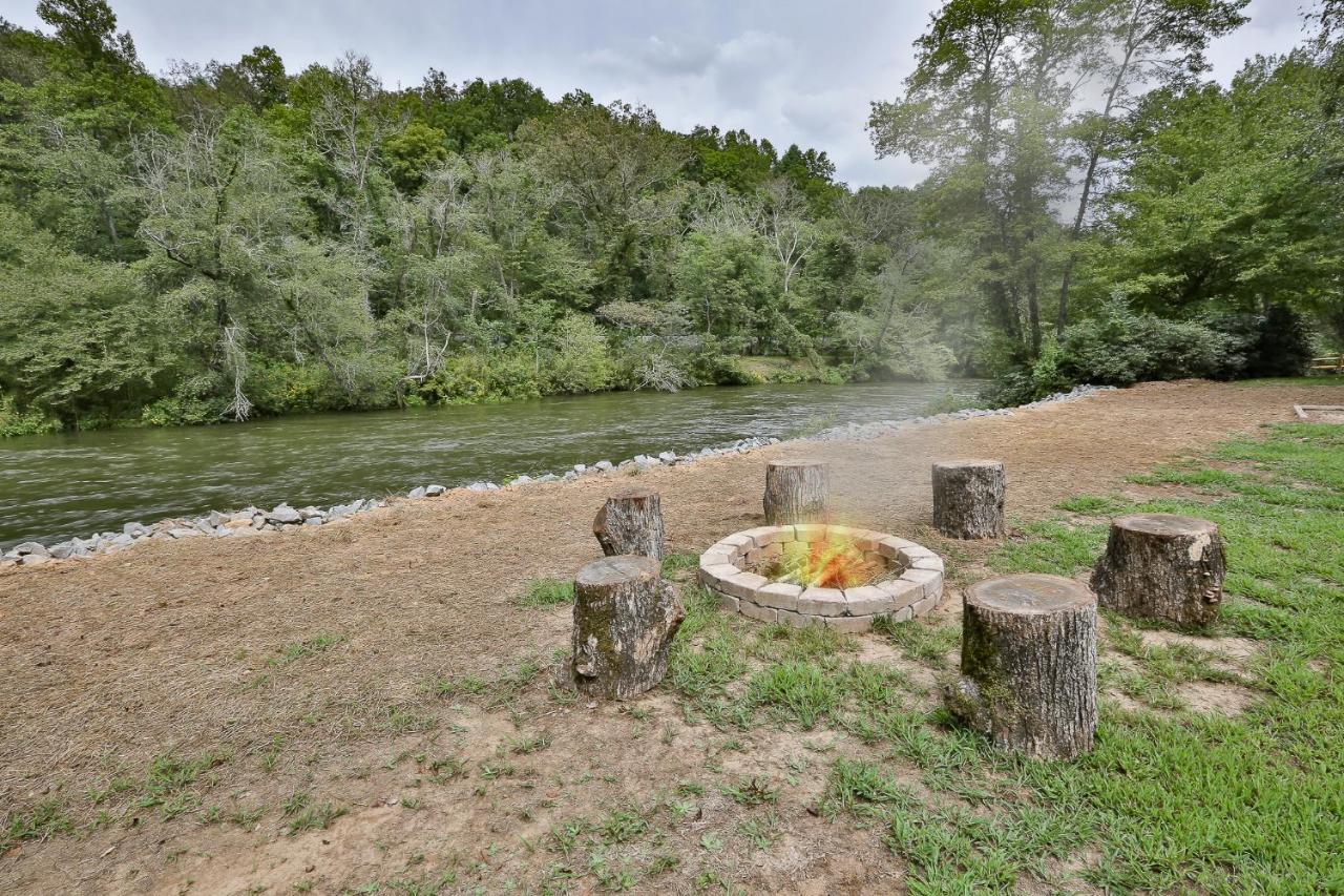Heaven On The Toccoa Where You Will Enjoy The Sites And Sounds Of The Toccoa River Mineral Bluff Bagian luar foto