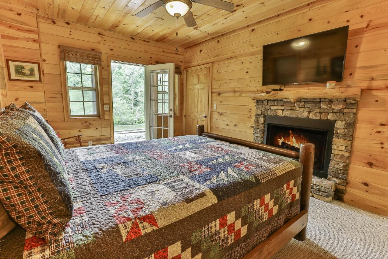Heaven On The Toccoa Where You Will Enjoy The Sites And Sounds Of The Toccoa River Mineral Bluff Bagian luar foto